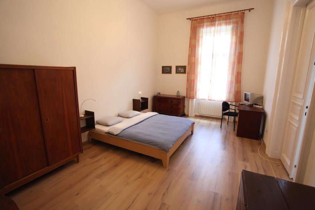 Sissy Apartment Budapest Bagian luar foto